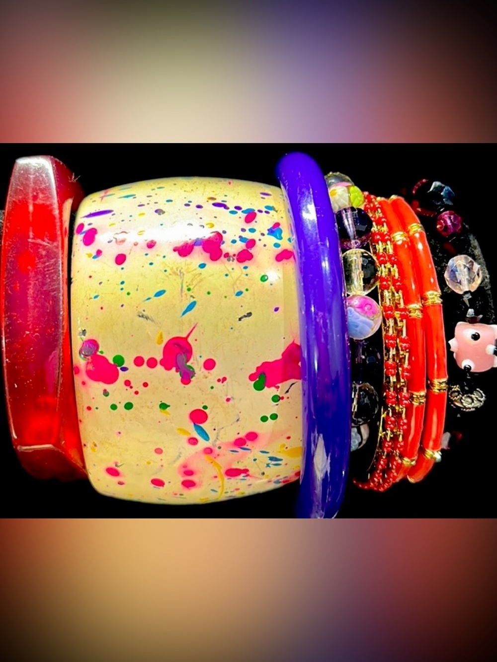 VTG 80s Resin Bangle Bracelet Stack Paint Splatter Chunky Acrylic Cuff Set - Picture 5 of 6